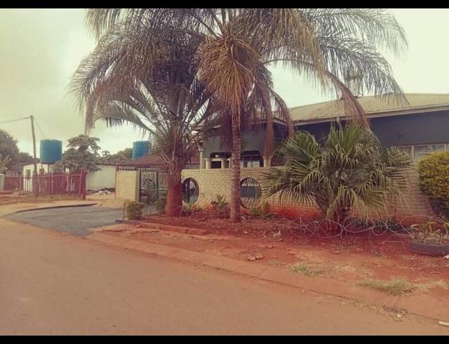 3 BEDROOM HOUSE FOR SALE IN SIBASA